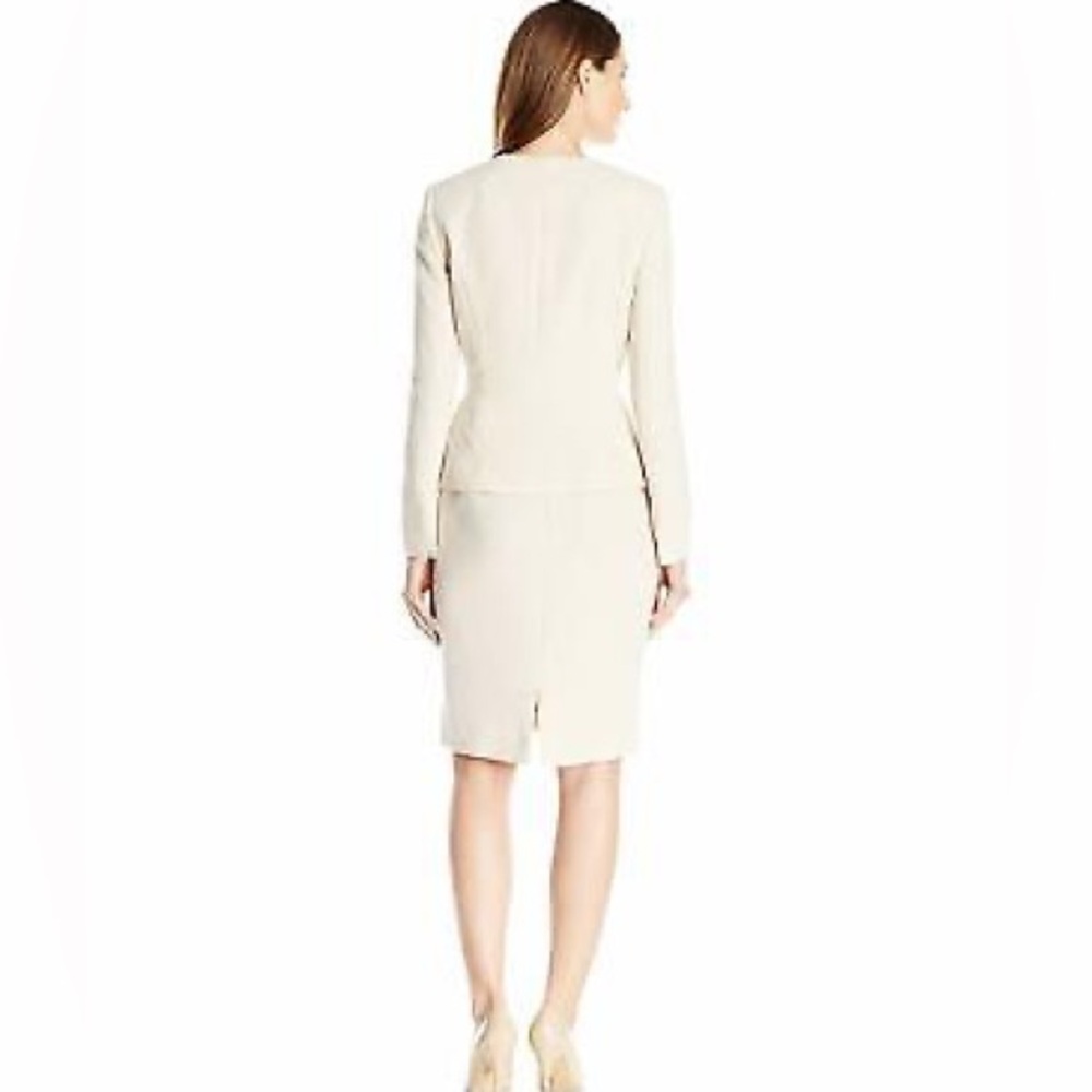 Tahari Jenn scoop neck textured Crepe skirt suit set - Picture 4 of 10